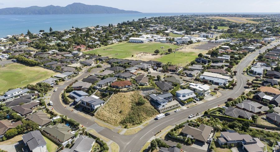  at 57 Hillcrest Road, Raumati Beach, Kapiti Coast, Wellington