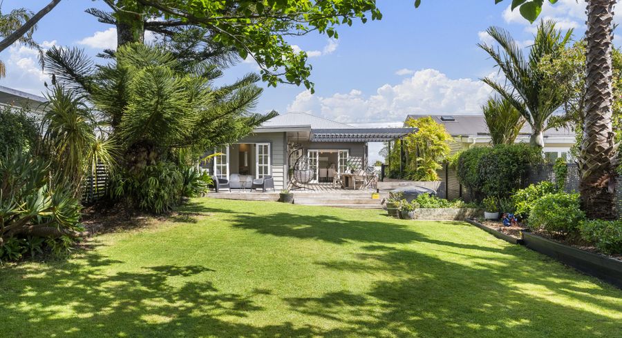  at 29 Finch Street, Morningside, Auckland