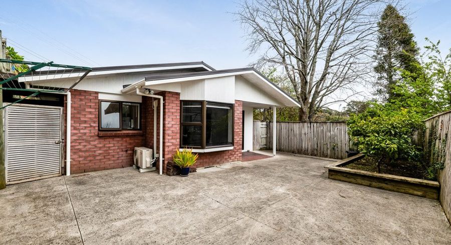  at 10 Clawton Street, Westown, New Plymouth