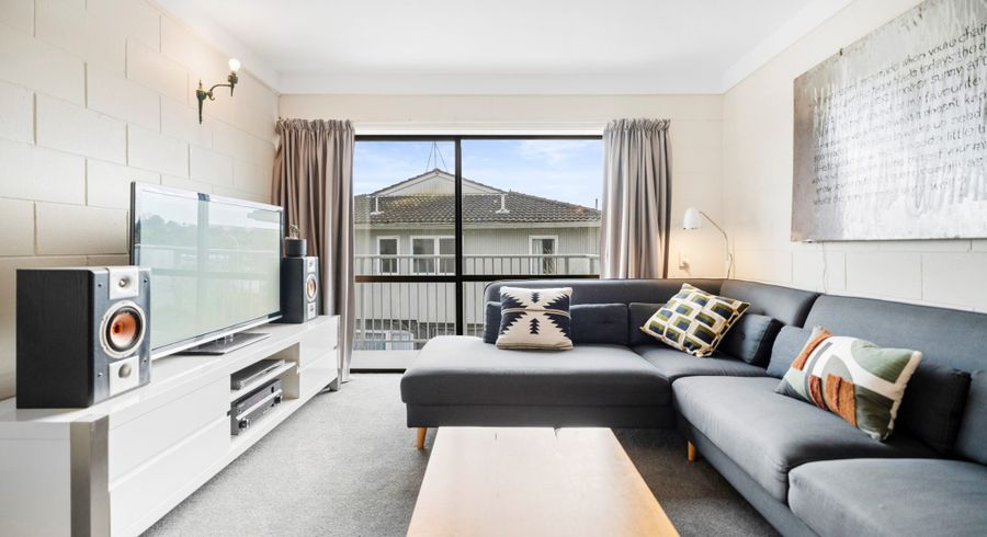  at 3/12 Cruickshank Crescent, Meadowbank, Auckland