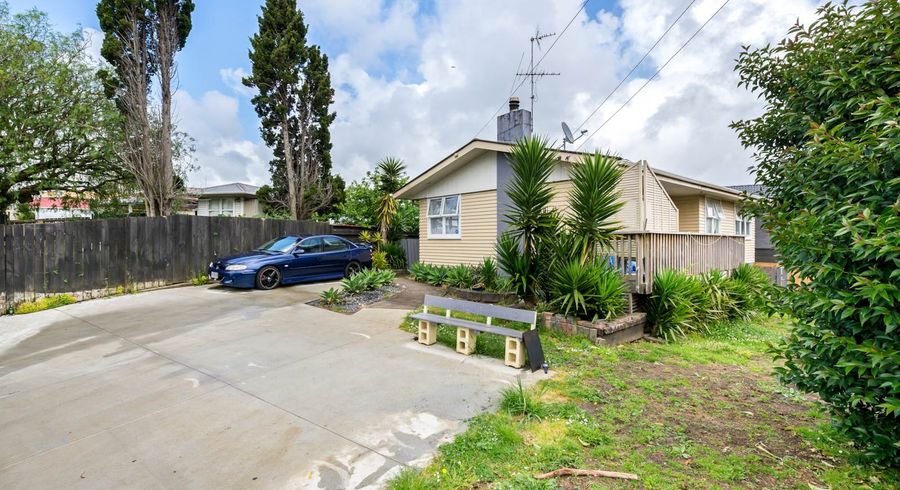  at 15 Claymore Street, Manurewa, Auckland
