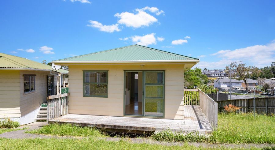  at 16A Oreil Avenue, West Harbour, Waitakere City, Auckland