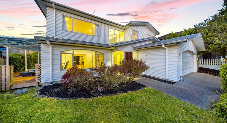 at 31 Harrowglen Drive, Northcross, North Shore City, Auckland