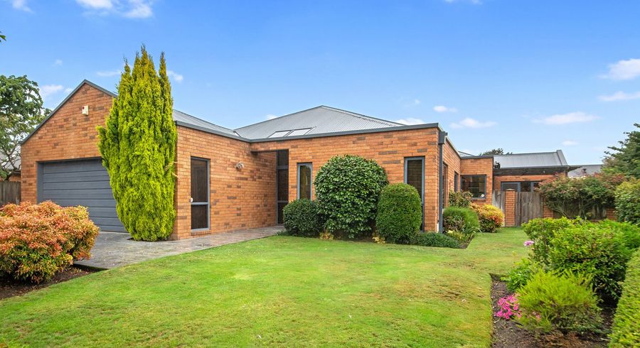  at 16 Aylsham Lane, Casebrook, Christchurch City, Canterbury