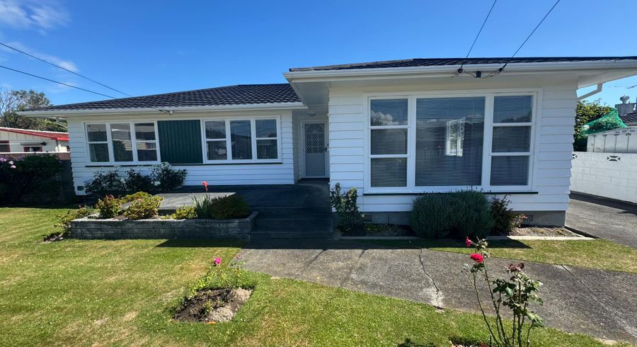  at 33 Rosebank Avenue, Avalon, Lower Hutt, Wellington