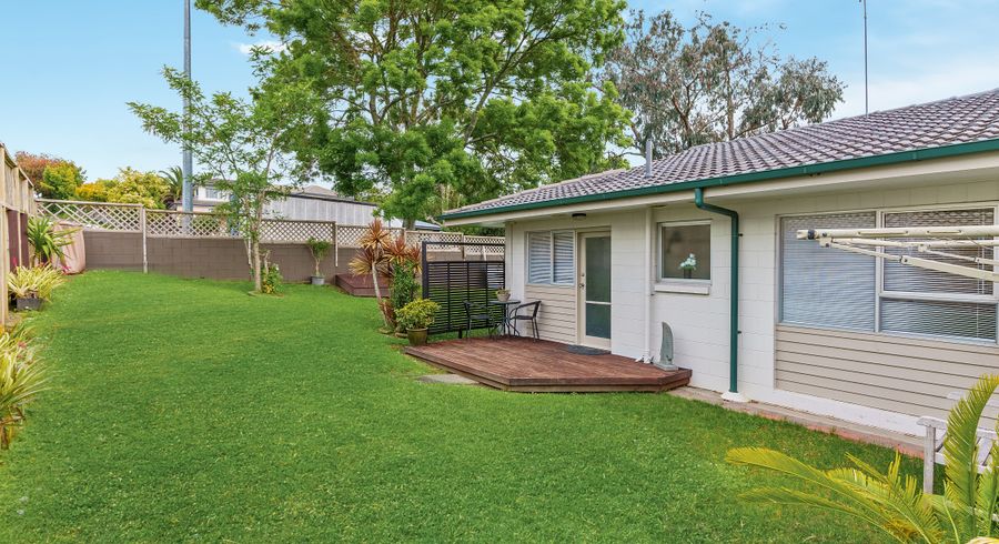  at 1/38 Edmonton Road, Henderson, Auckland