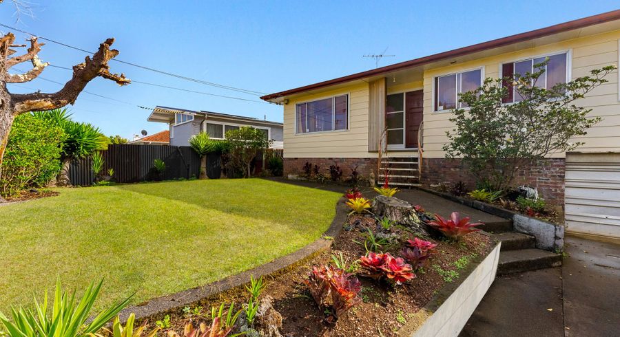  at 3 Michelle Place, Mangere, Auckland