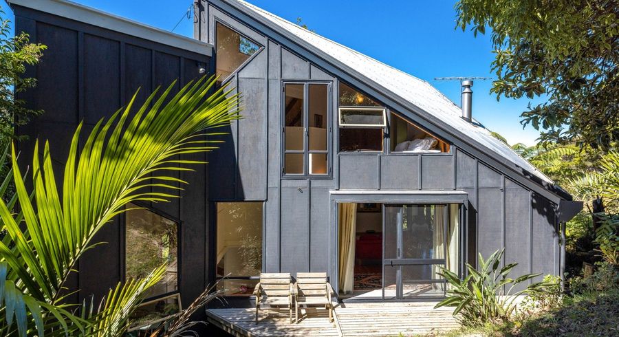  at 39 Wilma Road, Ostend, Waiheke Island