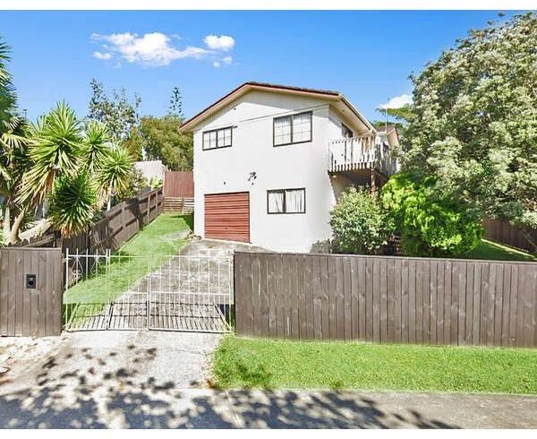  at 18 Malaspina Place, Papatoetoe, Manukau City, Auckland