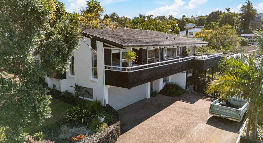  at 25 Maxwelton Drive, Mairangi Bay, North Shore City, Auckland