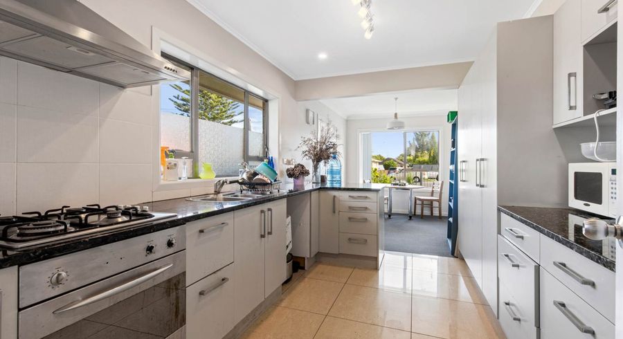  at 484 Great South Road, Papatoetoe, Auckland