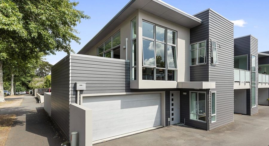  at 1/21 Wellington Street, Hamilton East, Hamilton