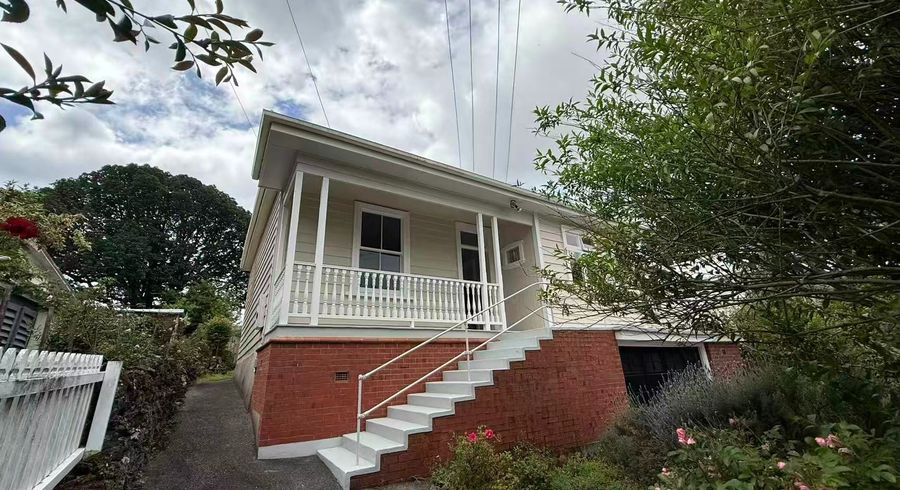  at 14 Carrick Place, Mount Eden, Auckland City, Auckland