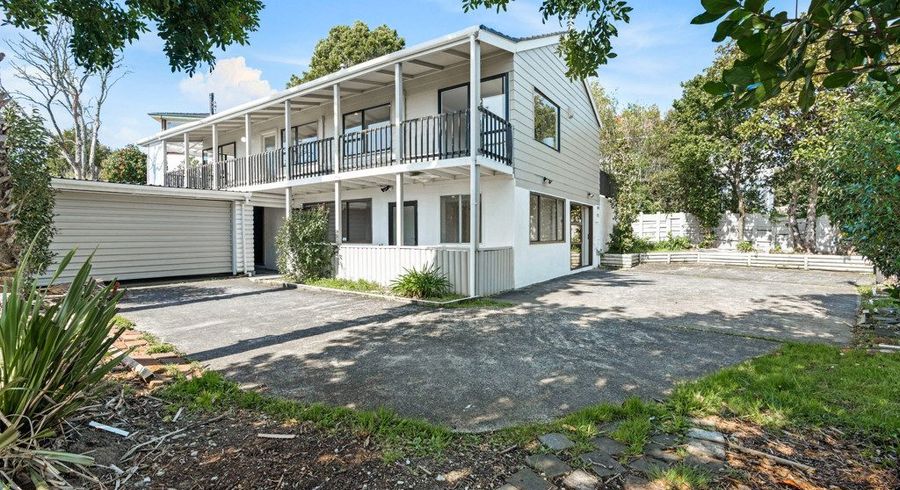  at 9 Sungrove Rise, Sunnyvale, Waitakere City, Auckland