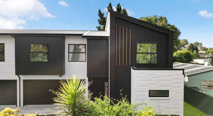  at 4/11 Comries Road, Chartwell, Hamilton, Waikato