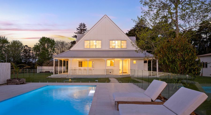  at 161 Monument Road, Clevedon, Clevedon