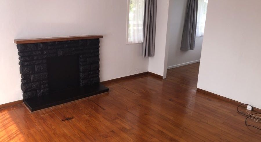  at 51 Beach Road, Te Atatu Peninsula, Waitakere City, Auckland