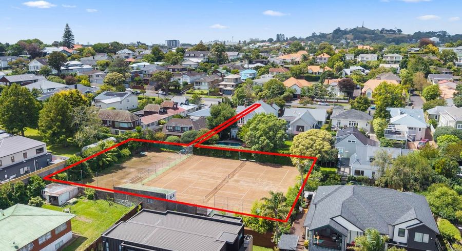  at 121 St Andrews Road, Epsom, Auckland City, Auckland