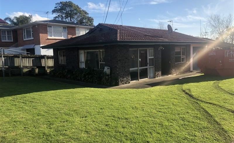  at 1/18 McLeod Road , Te Atatu South, Waitakere City, Auckland