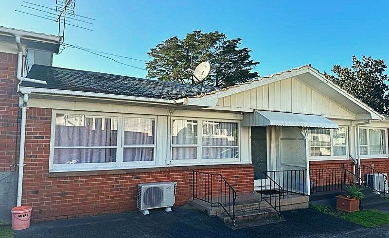  at 2/14 Oaklands Road, Mount Eden, Auckland City, Auckland