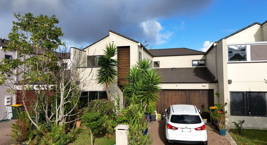  at 7 Spalding Rise, Golflands, Manukau City, Auckland