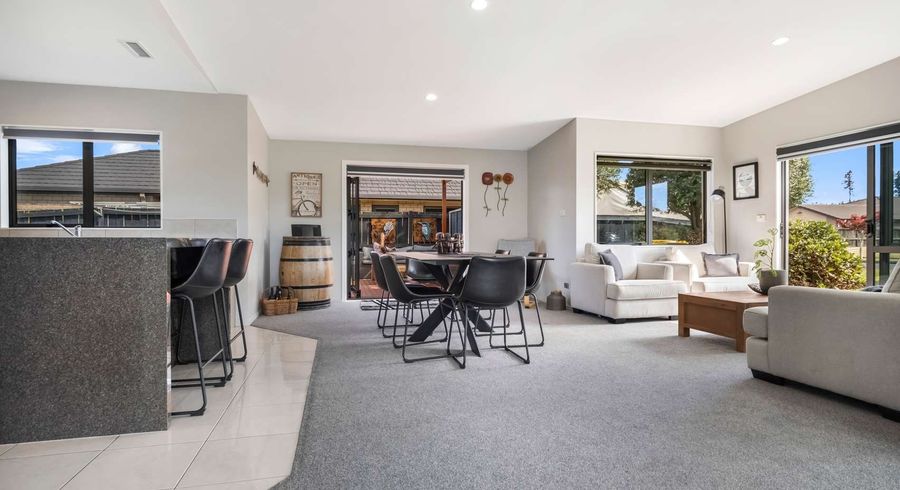  at 4 Carroll Place, Owhata, Rotorua