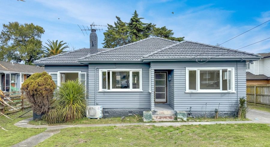  at 8A Hill Road, Papatoetoe, Manukau City, Auckland