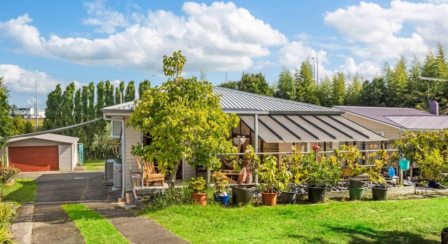  at 26 Lyttelton Avenue, Forrest Hill, North Shore City, Auckland