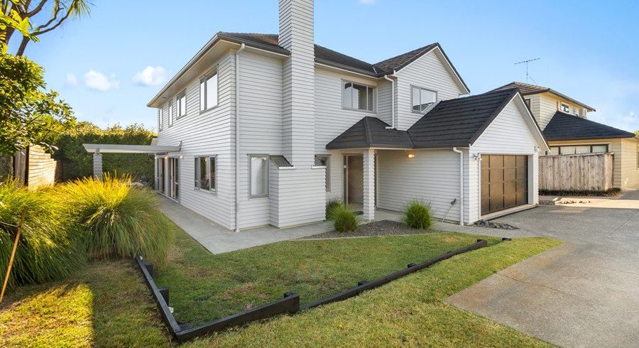  at 34 Wainui Avenue, Point Chevalier, Auckland