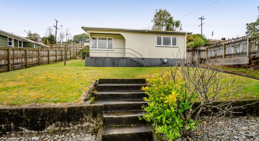  at 77 Huatoki Street, Vogeltown, New Plymouth, Taranaki