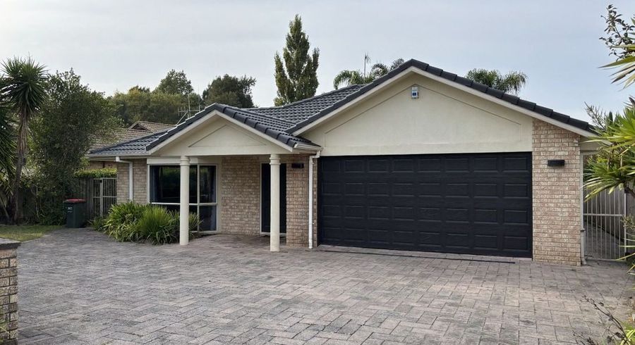  at 11  Stella Place, Chartwell, Hamilton, Waikato