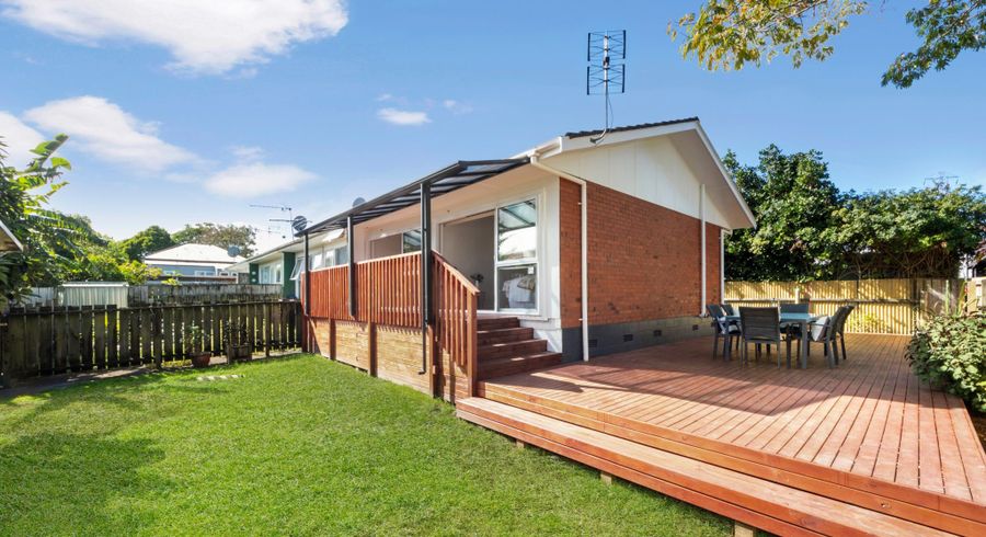 at 6/57 Grotto Street, Te Papapa, Auckland