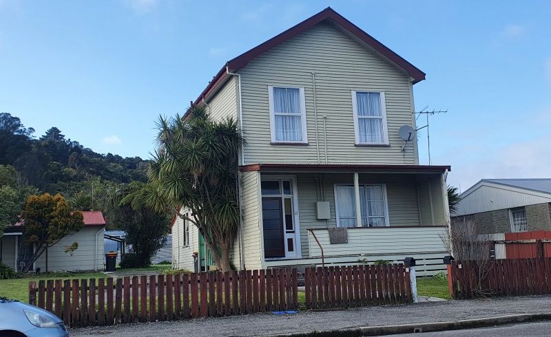  at 25 Shakespeare Street, Greymouth