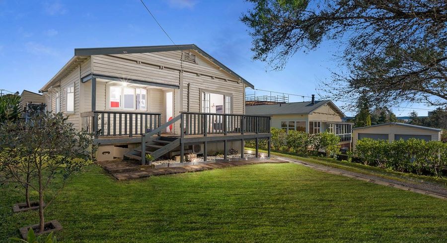  at 65 Clayburn Road, Glen Eden, Waitakere City, Auckland