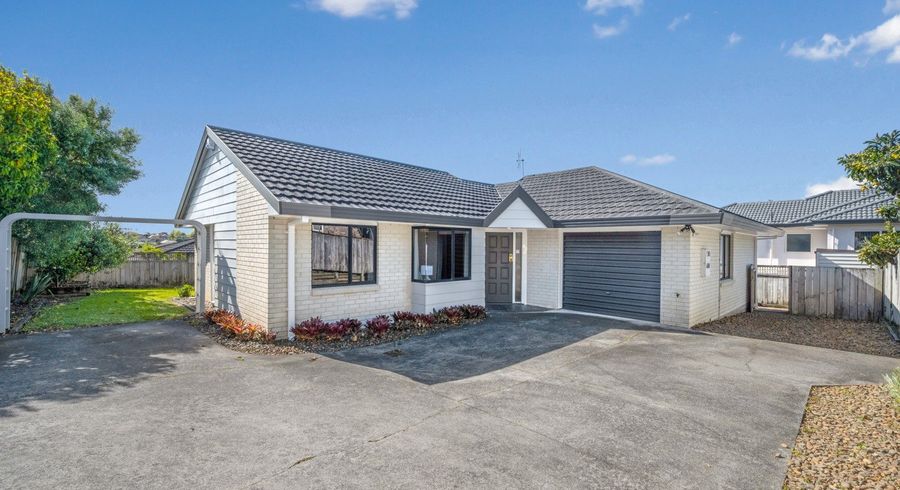  at 2/40 Simmental Crescent, Somerville, Manukau
