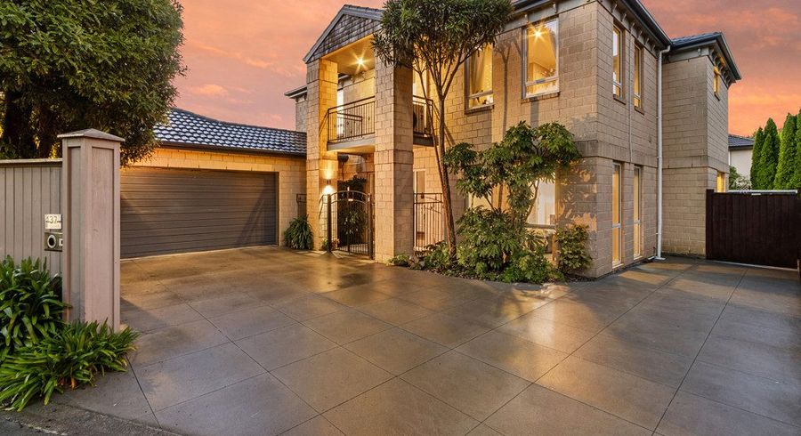  at 137 Centaurus Road, St. Martins, Christchurch City, Canterbury