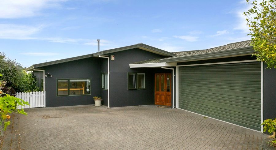  at 2/73 Harvey Street, Waipahihi, Taupō
