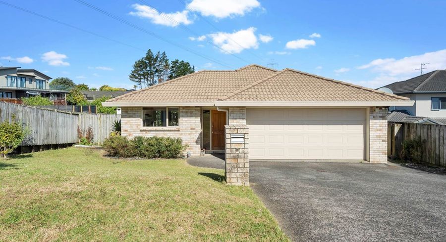  at 6 Kumar Place, The Gardens, Auckland