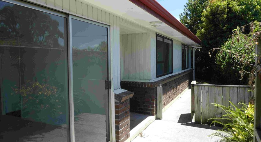  at 206 Royal Road, Massey, Auckland