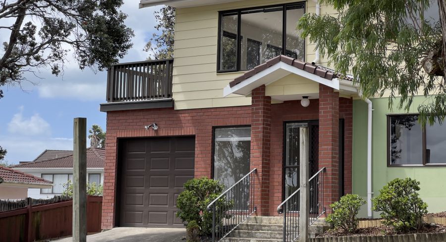 at 49 Lewisham Street, Highland Park, Auckland
