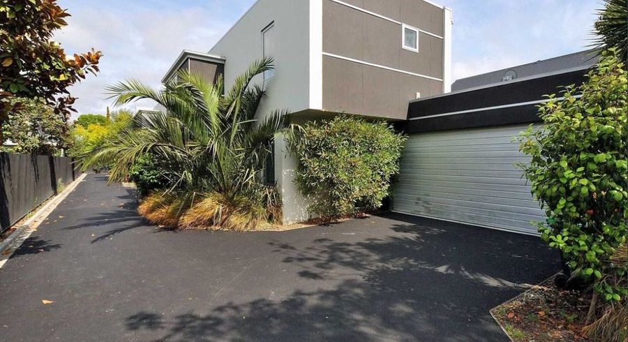  at 77 Bishop Street, St. Albans, Christchurch City, Canterbury