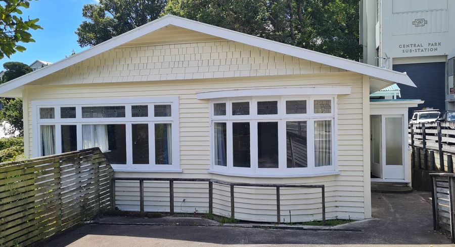  at 96 Nairn Street, Mount Cook, Wellington, Wellington