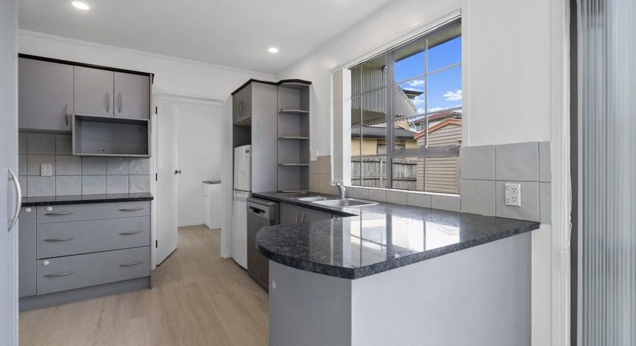  at 62 Olsen Avenue, Hillsborough, Auckland