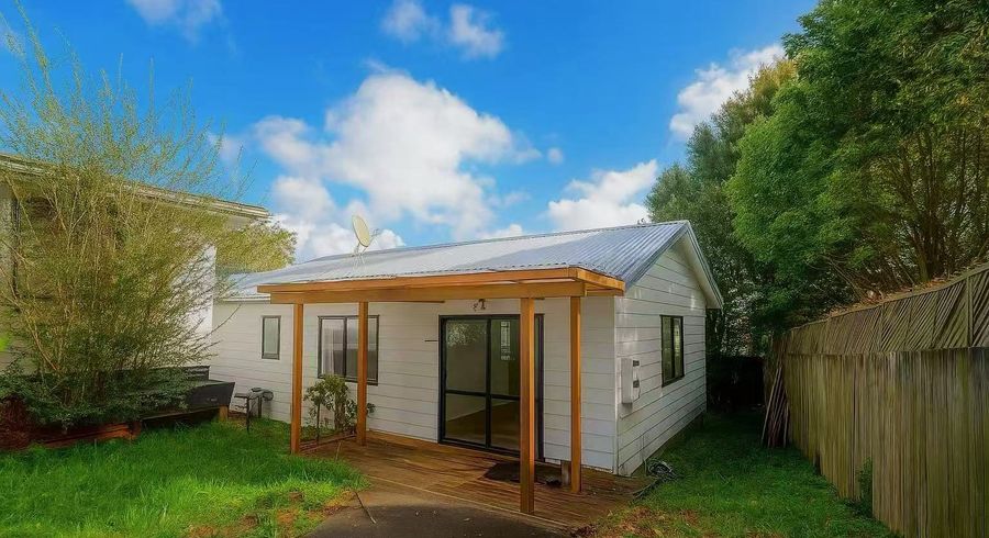  at 17A Saint Catherine Crescent, West Harbour, Waitakere City, Auckland