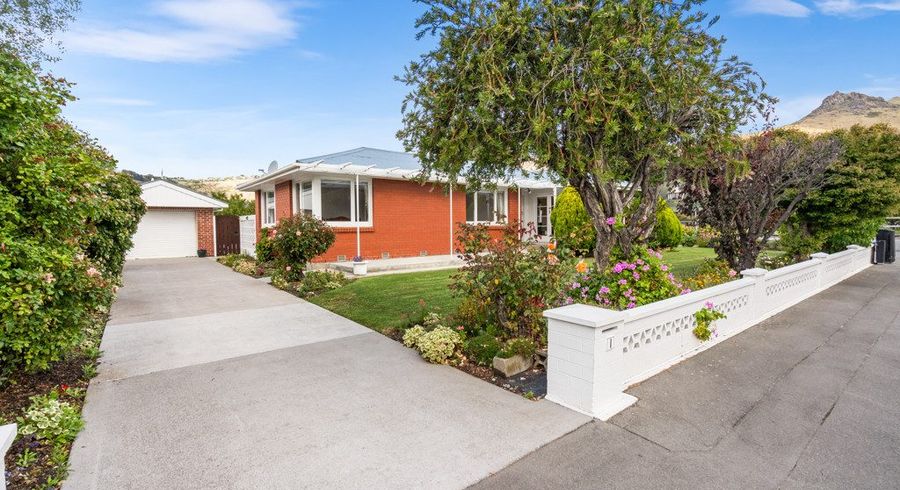  at 1 Scruttons Road, Heathcote Valley, Christchurch