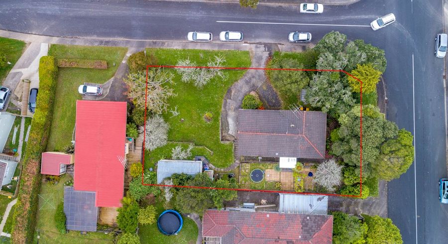  at 2 Glenbervie Crescent, Massey, Auckland