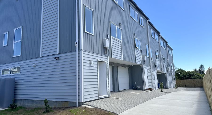  at 15A Blenheim Street, Glenfield, North Shore City, Auckland