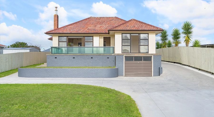  at 15 Maioro Street, New Windsor, Auckland City, Auckland