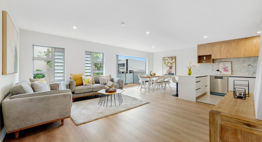  at 2/17 Auburn Street, Grafton, Auckland City, Auckland