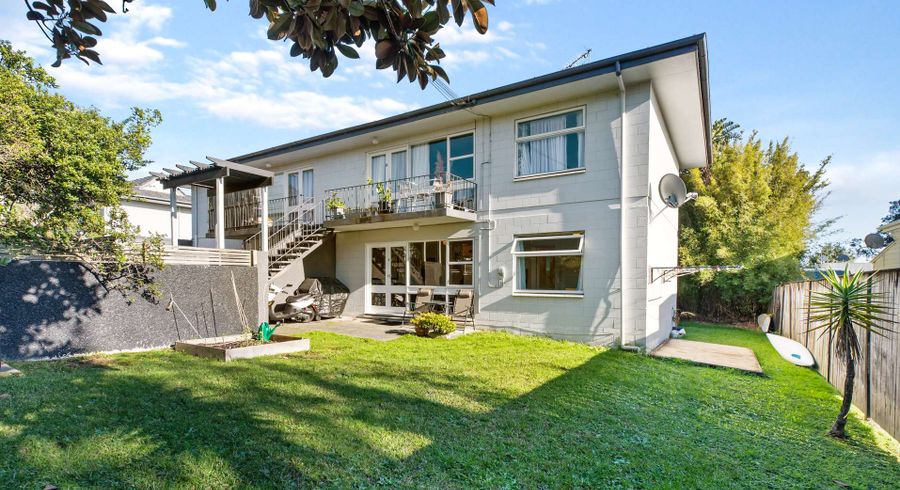  at 3/2 Mountain View Road, Western Springs, Auckland
